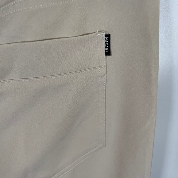 Macade Pants Mens 34x32 Slim Fit Khaki Golf Performance Tech Pockets - Picture 4 of 7